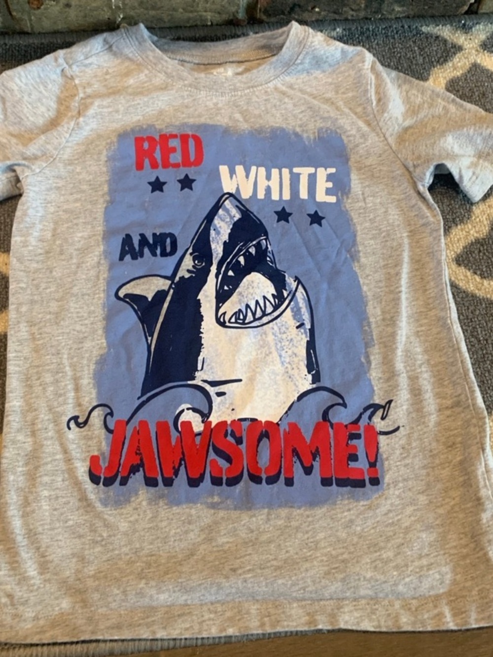 Boys size 7 shark shirt